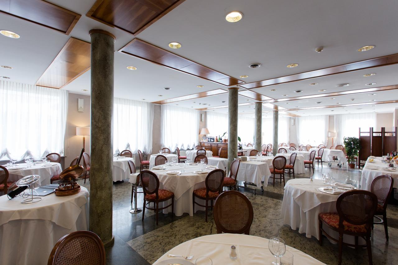 Air Palace Hotel Leini Exterior photo